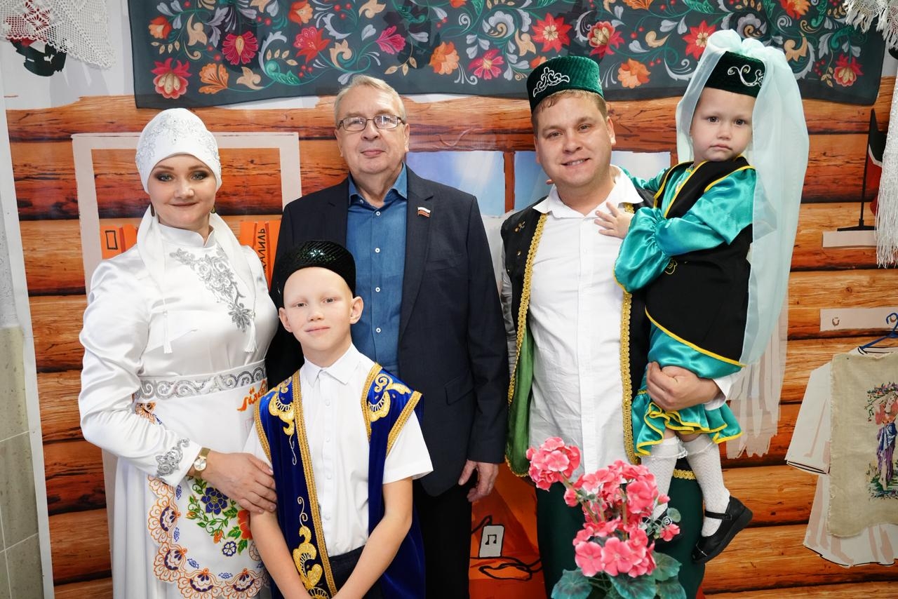 Депутаты Совета народных депутатов приняли участие в мероприятии посвященное Дню народного единства в ДК «Береговом»